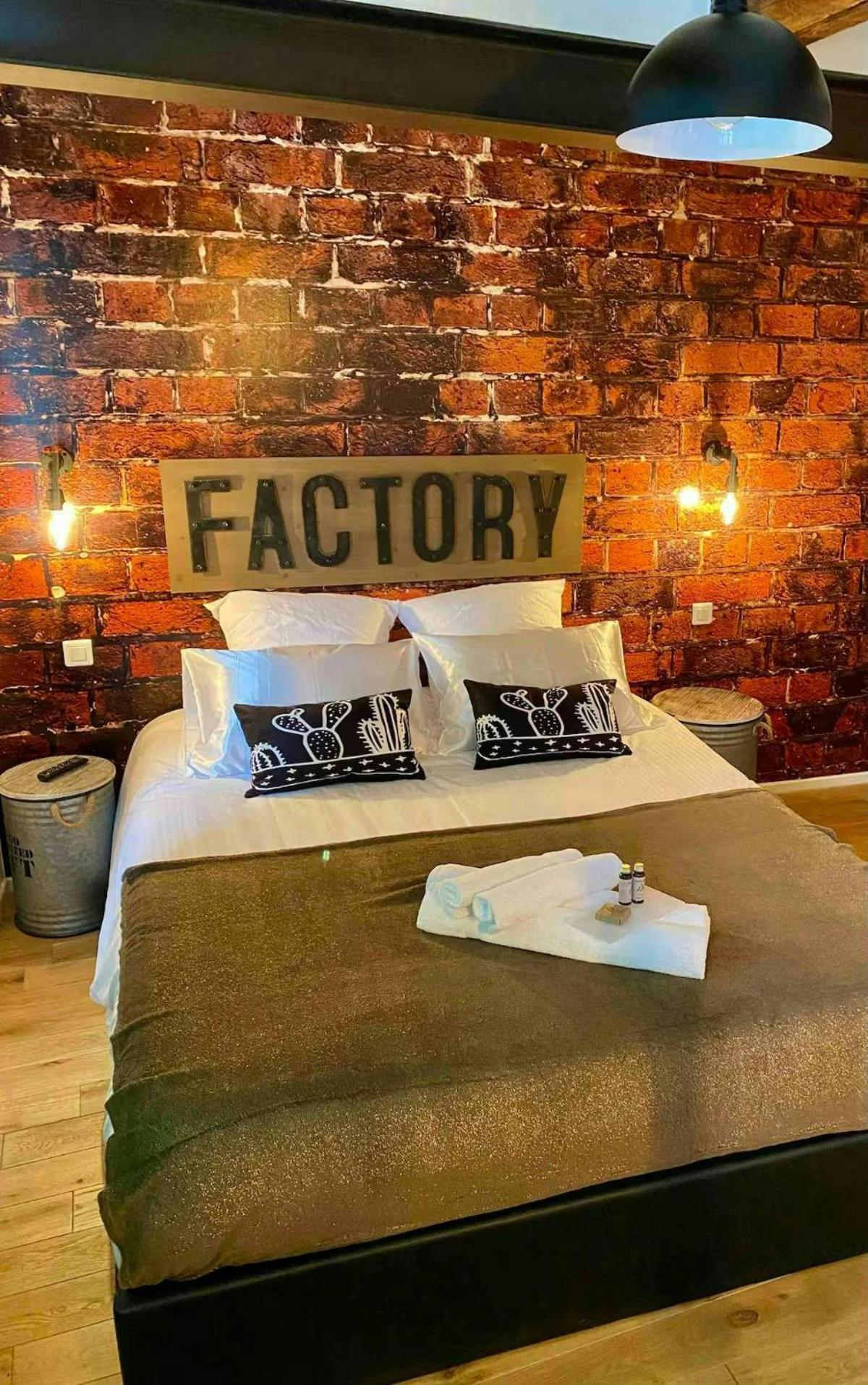 Hyper Centre Colmar The Factory Room Экстерьер фото